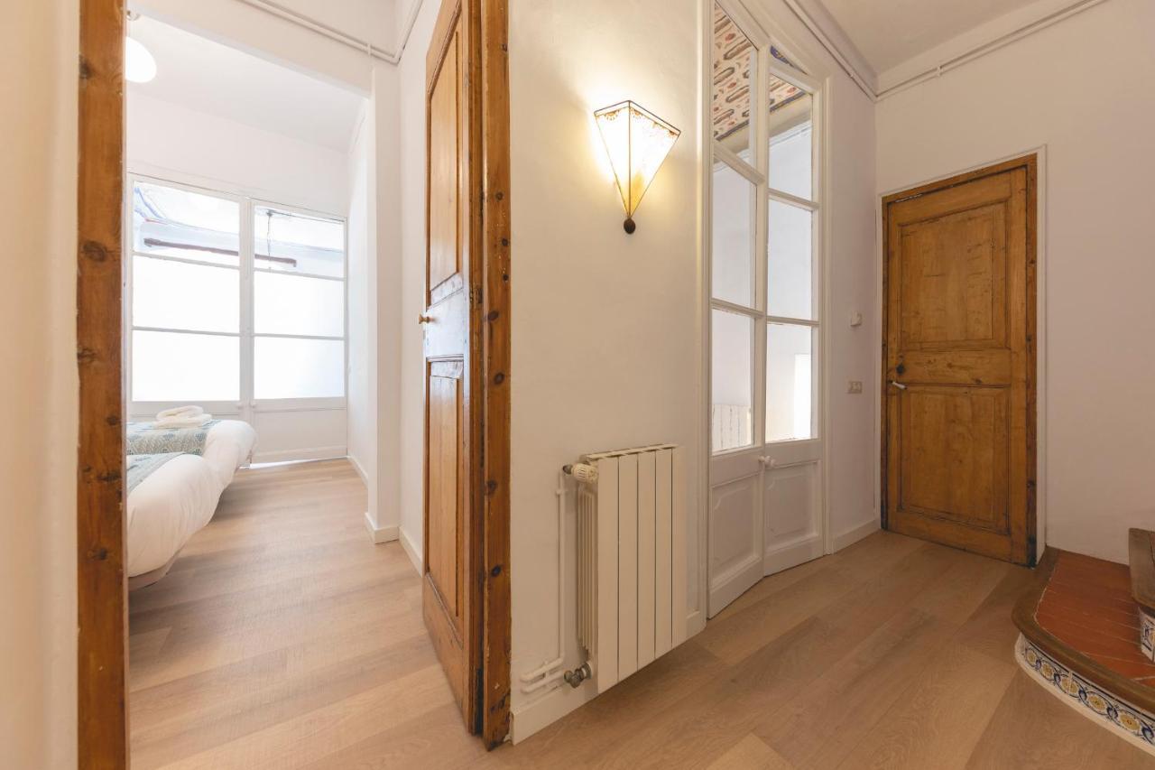 Bravissimo Placa Del Vi, Authentic Historic Apartment Girona Exterior photo